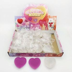 Coeur Squishy qui change de couleur - Product Image 1