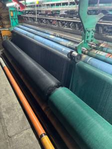 Fabricant <span class=keywords><strong>de</strong></span> filets d'ombrage - Filet tricoté en HDPE sur mesure pour serres et agriculture - Product Image 6