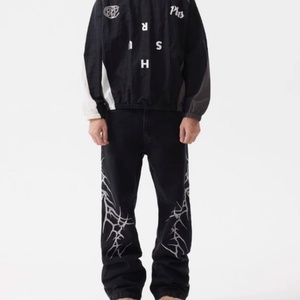 Jeans unisexe à jambe droite mi-longue, tissés, brodés, respirants, style vintage hip-hop streetwear, faible MOQ personnalisé, en denim de coton écologique - Product Image 3