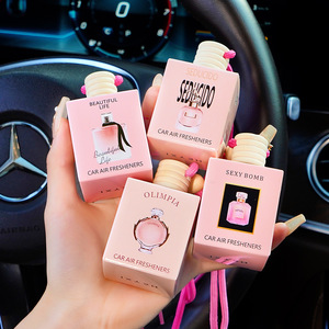 Individuelles Logo Hängender Glas-Mini-Lufterfrischer mit Natürlicher Verdampfung Langanhaltender Duft & Geruchsentfernung für Auto-Nutzung - Product Image 2