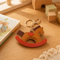 Porte-clés Cheval à Bascule en Cuir Fait Main de Qualité Supérieure, Mignon, Vintage, pour Enfants, Pendentif de Sac, Souvenir, Vente en Gros, Fabricant OEM