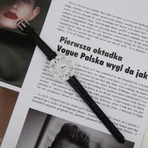 925 महिलाओं ने क्लासिक डिजाइन को खूबसूरती से चांदी के फूल शैली क्वार्ट्ज को देखा - Product Image 5