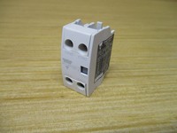 Contact auxiliaire PLC AX-2-20 – Produit neuf et original pour systèmes de contrôle programmable d'automatisation industrielle (PLC) – Garantie incluse