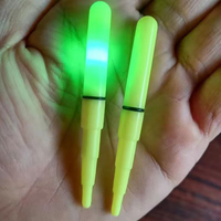 Lampe flottante intelligente de haute qualité ZHUO RUN pour la pêche nocturne, en plastique étanche avec fonction lumineuse pour lampe de pêche CR425