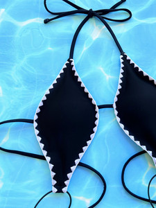 Maillot de bain une pièce pour femme, style européen et américain, col en V, noir, pour les vacances à la plage - Product Image 5
