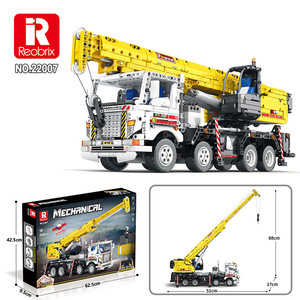 22007 Remote Control Engineering Vehicle Building <b>Blocks</b> Mobile Crane Model Boys DIY Toy Gift - Product Image 5