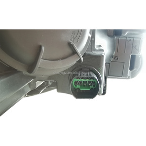 Venta caliente LED luces <span class=keywords><strong>de</strong></span> circulación diurna y nocturna para <span class=keywords><strong>2023</strong></span> Changan automóvil Yida LED faros Chang'an faro Original - Product Image 3