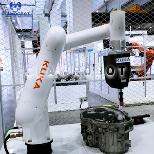 CLAWROBOT KUKA Robot Colaborativo Ligero de 6 Ejes y 16 kg, Brazo Robótico para Ensamblaje, Clasificación y Comunicación Humano-Robot - Product Image 2