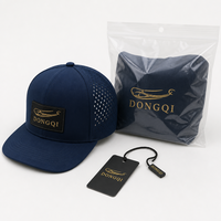 Casquette de baseball personnalisée bleu marine perforée de qualité supérieure avec logo tissé découpé au laser, respirante, séchage rapide, chapeau de sport, vente en gros d'usine