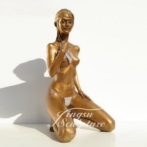 Statue de bronze de fille sexy grandeur nature, décoration personnalisée, art d'intérieur, design occidental moderne - Product Image 5