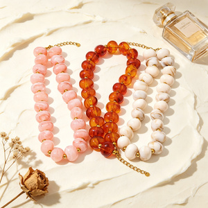 Collar <span class=keywords><strong>de</strong></span> Gargantilla Vintage para Mujer con Cuentas, Resina Ámbar, <span class=keywords><strong>Acero</strong></span> Inoxidable y <span class=keywords><strong>Cadena</strong></span> <span class=keywords><strong>de</strong></span> Eslabones <span class=keywords><strong>Bañada</strong></span> <span class=keywords><strong>en</strong></span> <span class=keywords><strong>Oro</strong></span> <span class=keywords><strong>de</strong></span> 18K, Ideal para Regalos <span class=keywords><strong>de</strong></span> Fiesta - Product Image 6