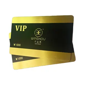 بطاقة عضوية فضية وذهبية معدنية من البلاستيك متعدد الفينيل 13.56 ميجاهرتز 1 كلفن بطاقة VIP