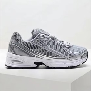 Zapatillas deportivas casuales para hombre 2026 Arrival, con aumento de altura personalizado y diseños personalizables de fábrica - Product Image 2