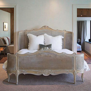 Giường ngủ đôi phong cách Pháp cổ điển, chất liệu gỗ bạch dương nguyên khối, mây đan, bán trực tiếp từ nhà máy Trung Quốc, kích thước King/Queen, nội thất phòng khách gia đình. - Product Image 1