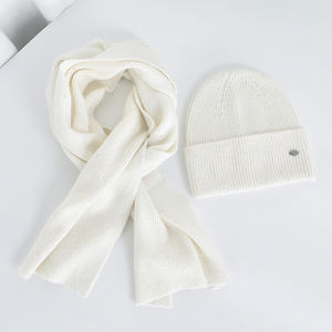 Ensemble de bonnets et d'écharpes pour femmes, bonnet en tricot de <span class=keywords><strong>laine</strong></span> avec longue et douce écharpe scintillante, <span class=keywords><strong>cache</strong></span>-cou, 2 en 1, cadeau - Product Image 5