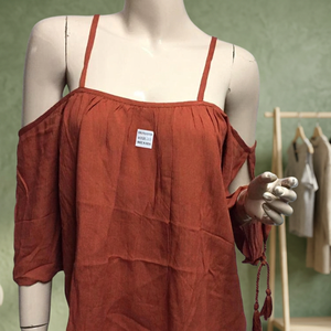 Blusa Larga de Mujer con Hombros con Volantes y Mangas Campana, Diseño Novedoso y Moderno, Algodón de Verano y Primavera, Lote de Stock de Bangladesh de Marca - Product Image 3