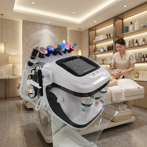 Appareil de beauté avancé 10 en 1 pour le visage, machine à bulles, aqua peel, infusion d'oxygène, hydratation de la peau, lifting du visage, soin anti-rides - Product Image 1