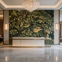 Dalles de marbre vert de luxe à veines naturelles uniques, taille sur mesure pour revêtement mural intérieur, fond de salon