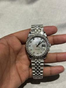 Relojes de Cuarzo Moissanite de 40 mm con Movimiento Japonés y Logotipo Personalizado al por Mayor, Nuevas Tendencias, Relojes de Lujo para Hombre - Product Image 3