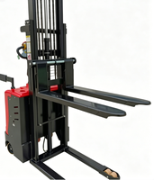 Gerbeur électrique vertical 2 tonnes, hauteur de levage 1600 mm, mât double étage, chariot de manutention d'entrepôt, commande par carte