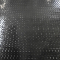 Schwarze PVC-Münzmatte Vinyl-Bodenbelag Langlebige Rutschfeste Innen-Garagenmatte für Küche & Wohnung