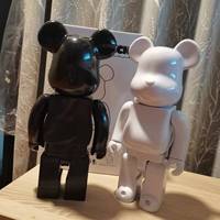 Figur Aksi Bearbrick400% Warna Solid PVC Mainan Dekoratif dan Interaktif Kualitas Bagus Aksesoris Hewan Kartun