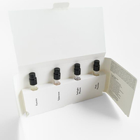 Boîte cadeau de luxe avec logo personnalisé en feuille d'or, vernis UV sélectif, finition mate, taille sur mesure pour coffret découverte de parfums