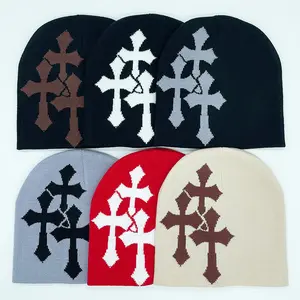 Vente en gros de chapeaux en acrylique avec lettre opposée Casquette d'hiver en jacquard de nombreuses couleurs disponibles Bonnet pour femmes et hommes