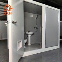 Toilettes et douches modulaires intégrées personnalisées en panneaux sandwich préfabriqués pour camping extérieur et chantiers de construction