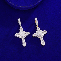 Pendentif Croix Doré Bicolore Sertie de Diamants CZ Taille Baguette et Ronde, Collier Hip Hop Religieux pour Hommes