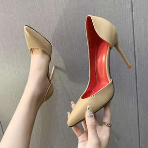 รองเท้าส้นสูงแบบสวมสำหรับผู้หญิง ดีไซน์ใหม่ปี 2026 ส้นเข็มสูง 9 ซม. สีดำพื้นแดง เซ็กซี่ เหมาะสำหรับใส่ทำงานในฤดูร้อน - Product Image 3