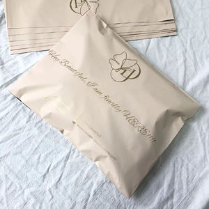 Sobres de Polietileno Personalizados, Bolsas de Plástico para Empaque de Ropa con Fuerte Adhesión, Bolsa de Polietileno Negra Mate con Logotipo - Product Image 3