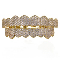 Vente en gros d'usine, plaqué or blanc véritable, laiton et zircon brillant, grillz hip hop à huit dents