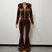 Ensemble de survêtement 2 pièces streetwear pour femme avec logo personnalisé, comprenant un sweat à capuche court à bords effilochés et un pantalon évasé taille haute, couleur unie, idéal pour l'hiver