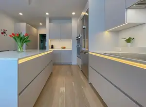 خزانات حديثة بتصميم مطبخ باللون الأسود من CBMmart لعام 2024 مناسبة لأثاث المطبخ وخزانات المطبخ