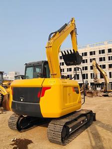 Descubra el poder de la excavación compacta con La miniexcavadora 9075F de 7,5 toneladas - Product Image 4