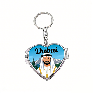 Porte-clés miroir en forme de cœur personnalisé pour touristes, souvenirs de destination, fabriqué au Royaume-Uni, Dubaï, Dublin - Product Image 6