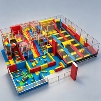 Aire de jeux intérieure commerciale personnalisée pour enfants, équipement de parc d'attractions, zone de trampoline, toboggan, piscine à balles colorée