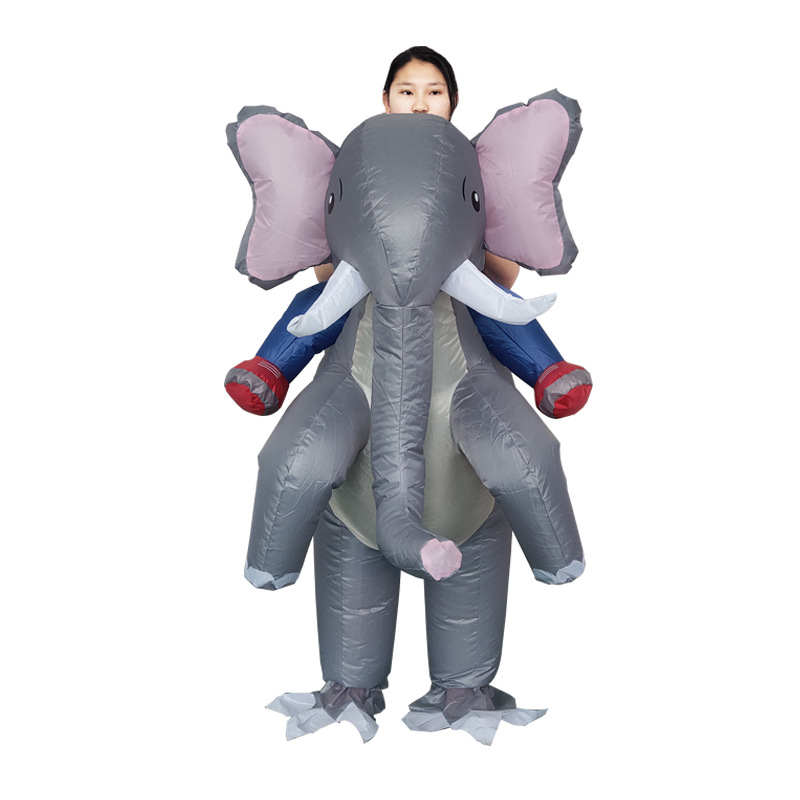 Matériel d'exportation pour éléphants adultes.