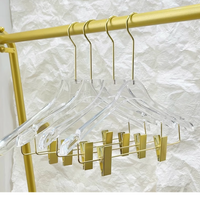 Bekleidungs geschäft Kleidung Unterstützung Kristall Hochzeits kleid Acryl Kleiderbügel benutzer definierte Logo Hosen Clip transparent Acryl Kleiderbügel