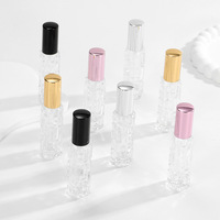 Flacon de parfum en verre de 10 ml, mini flacon de voyage portable, échantillon vide, type à presser, flacon exquis de petite taille