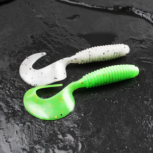 Señuelos de Pesca Aohu, Señuelos Artificiales de Goma con Cola Rizada, Señuelos de PVC para Pesca de Lubina, Paquete de 12 Unidades - Product Image 2