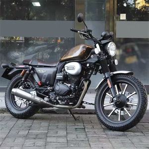 Moto de rue vintage 200cc 4 temps à essence avec moteur sans balais, élégante et pratique, modèle 2024 d'occasion QJ Flash 600 - Product Image 2