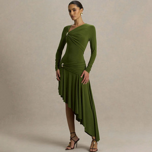 Robe de soirée asymétrique pour femme, col asymétrique, ourlet irrégulier, manches longues, verte, coupe ajustée, robe tendance pour soirée - Product Image 2