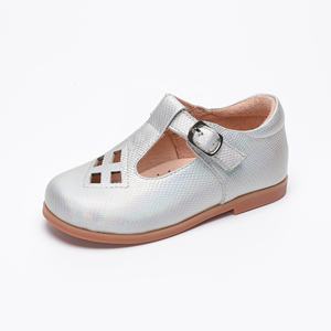 Irls-pajarera erforada, anzuelos de resina para niños - Product Image 3