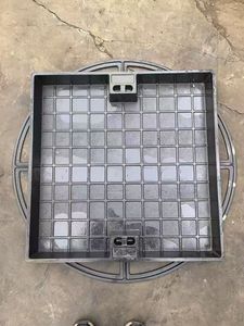 D400 dễ uốn sắt CE ISO9001 chứng nhận manhole bìa cho an toàn đường bộ và thoát nước/nước thải với Đen bitum xử lý bề mặt - Product Image 5