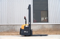 Gerbeur électrique 2 tonnes, hauteur de levage 5m, gerbeur de palettes manuel pour entrepôt avec batterie lithium 48V, manutention des matériaux, CE