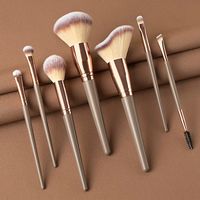 7-teiliges Tägliches Make-up Pinsel Set Weiche Borsten, die die Haut nicht irritieren, Roségold Aluminiumhülse, Geeignet für das Gesicht als Ganzes