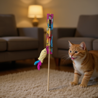 Jouet interactif manuel pour chat, style dessin animé, en bois, avec plumes et petit poisson pour stimuler la mouvement et l'agitation, anti-ennui