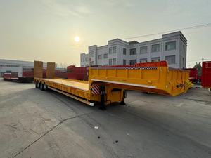 Ventas calientes Semirremolque amarillo de cama baja con <span class=keywords><strong>rampa</strong></span> para transporte de equipos pesados - Product Image 3